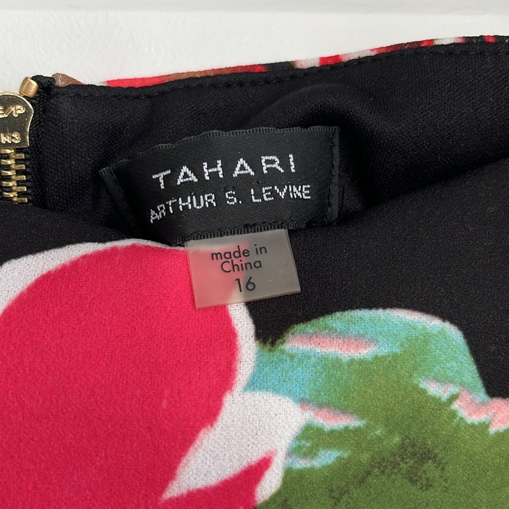 Size 16 Tahari
Floral, black and red dress
